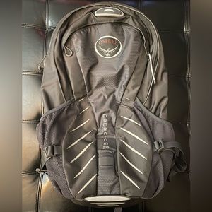 Osprey Momentum 26L Backpack